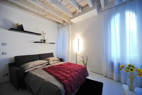 Venetian Apartments - photo 10