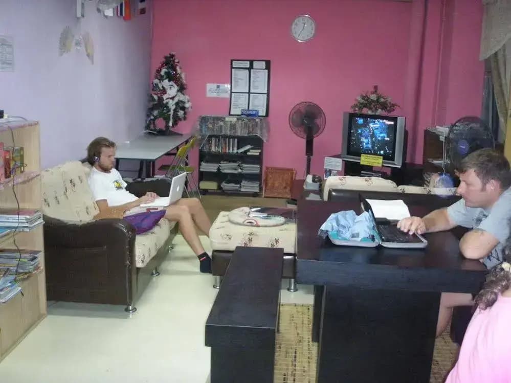 Hostel Cosmopolitan - photo 11