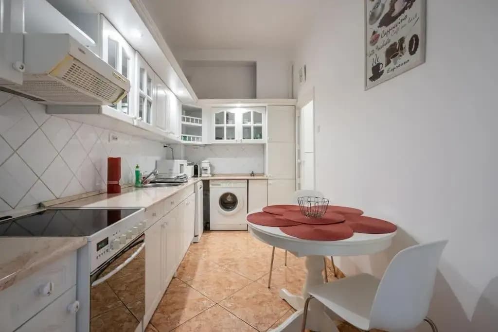 Mirage Monte Apartment - photo 14