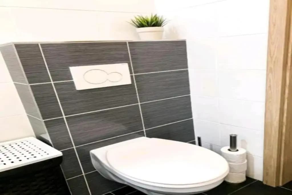Gallys Apartments - photo 8