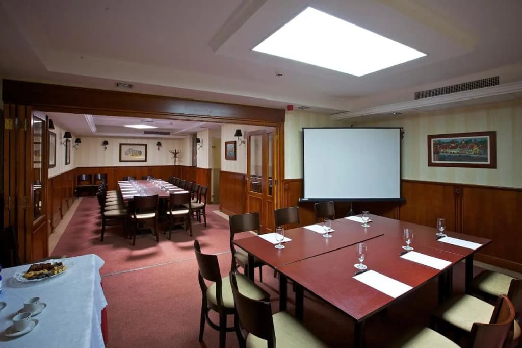 Gold Hotel Budapest - photo 33