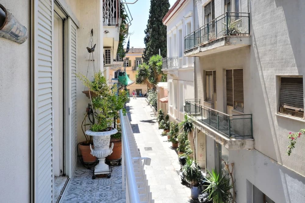 Plaka Elegant Apartment - photo 29