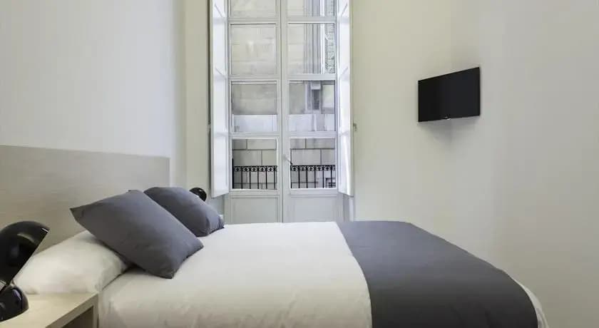 Friendly Rentals Bisbe - photo 7