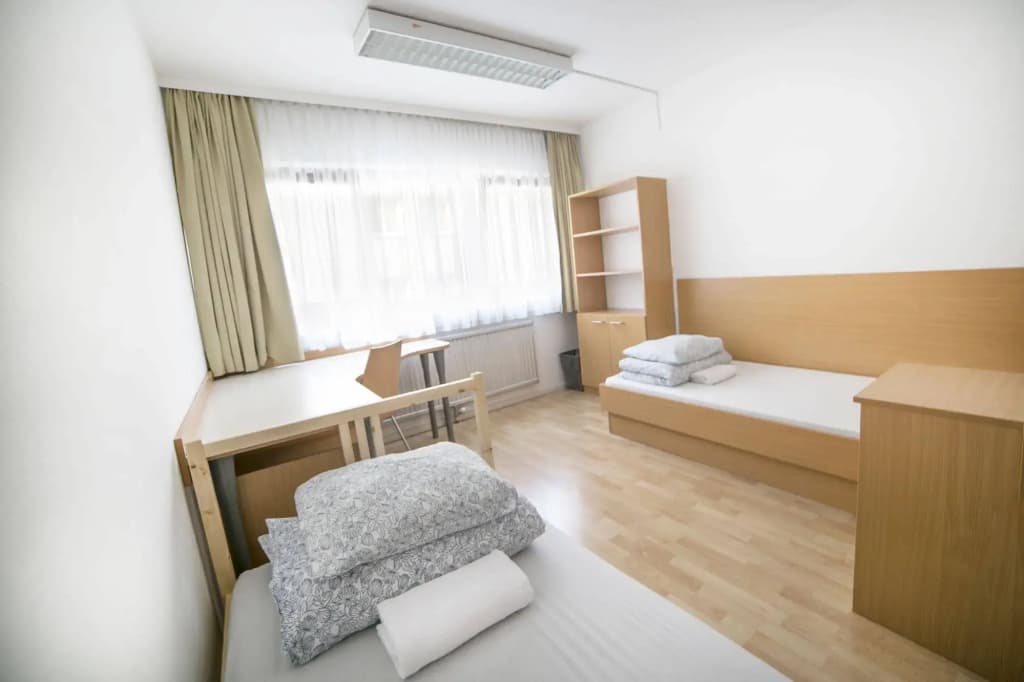 Alibi Hostel Vienna - photo 2