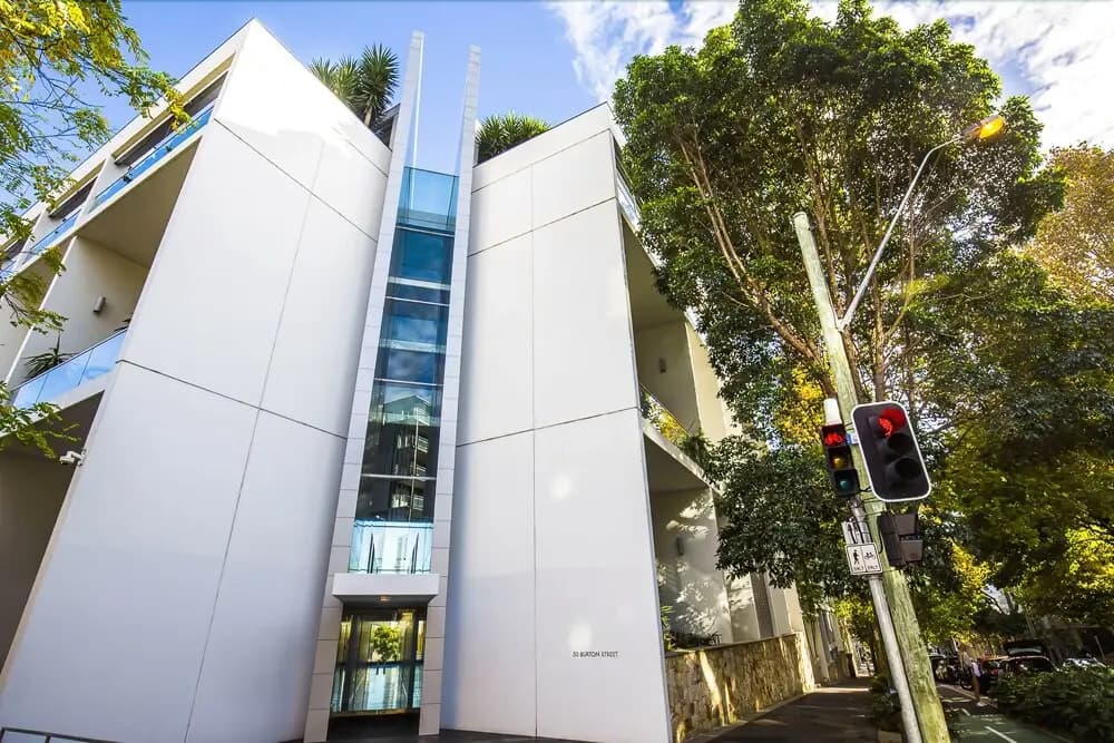 Two Storey Lux Apartment Near CBD - main photo