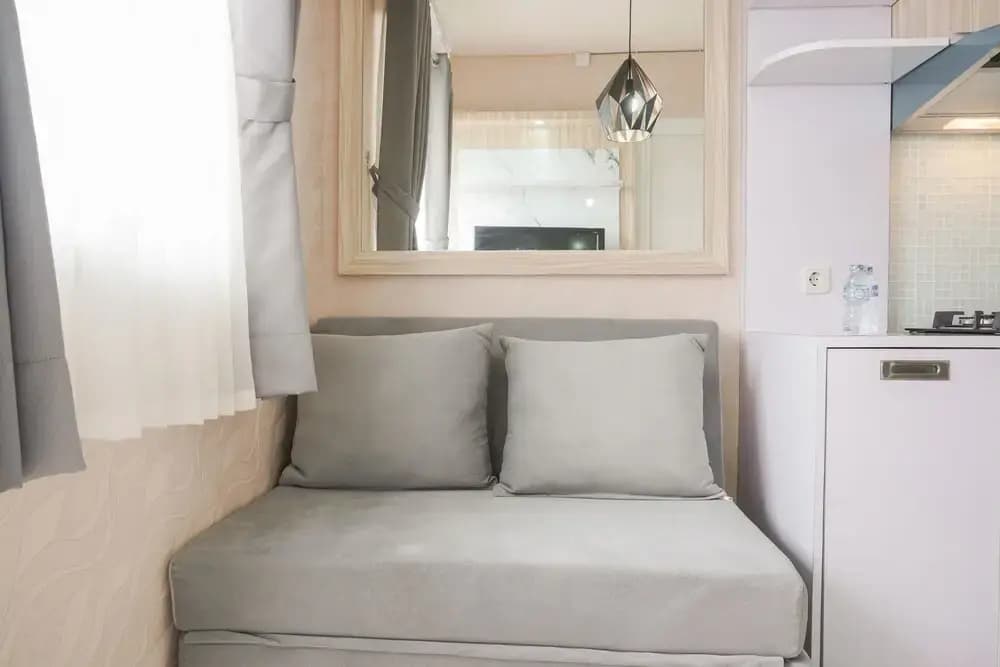 Vibrant 2Br With Sofa Bed Apartment At Green Pramuka City - photo 2