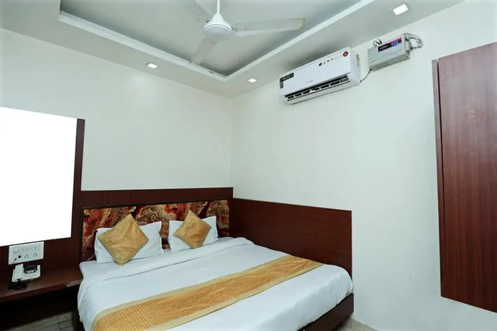 Hotel Toto International - photo 11