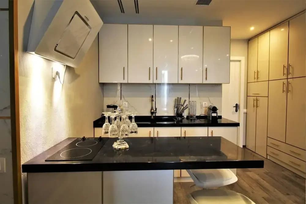Luxury Apartments - photo 20
