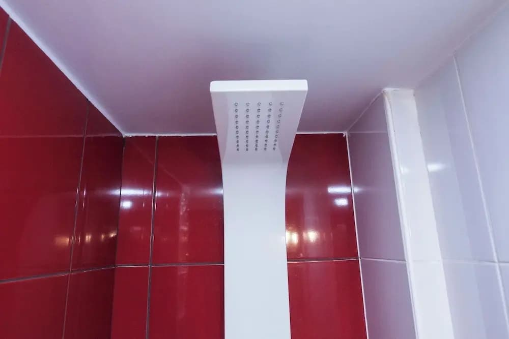 Stylish Renovated 2 Bd Apt in Exarcheia - photo 37