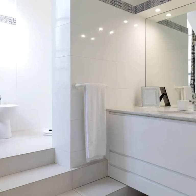 Orange Vendome I Bright 1-bed Apt Near the Louvre - photo 10