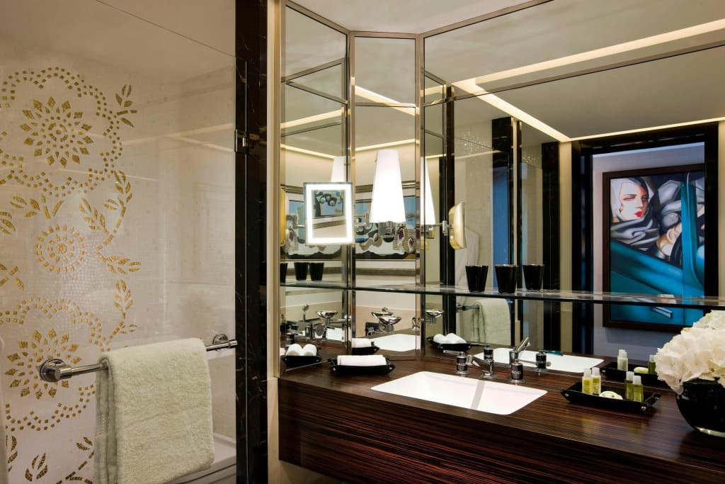 Prince de Galles, a Luxury Collection Hotel, Paris - photo 4