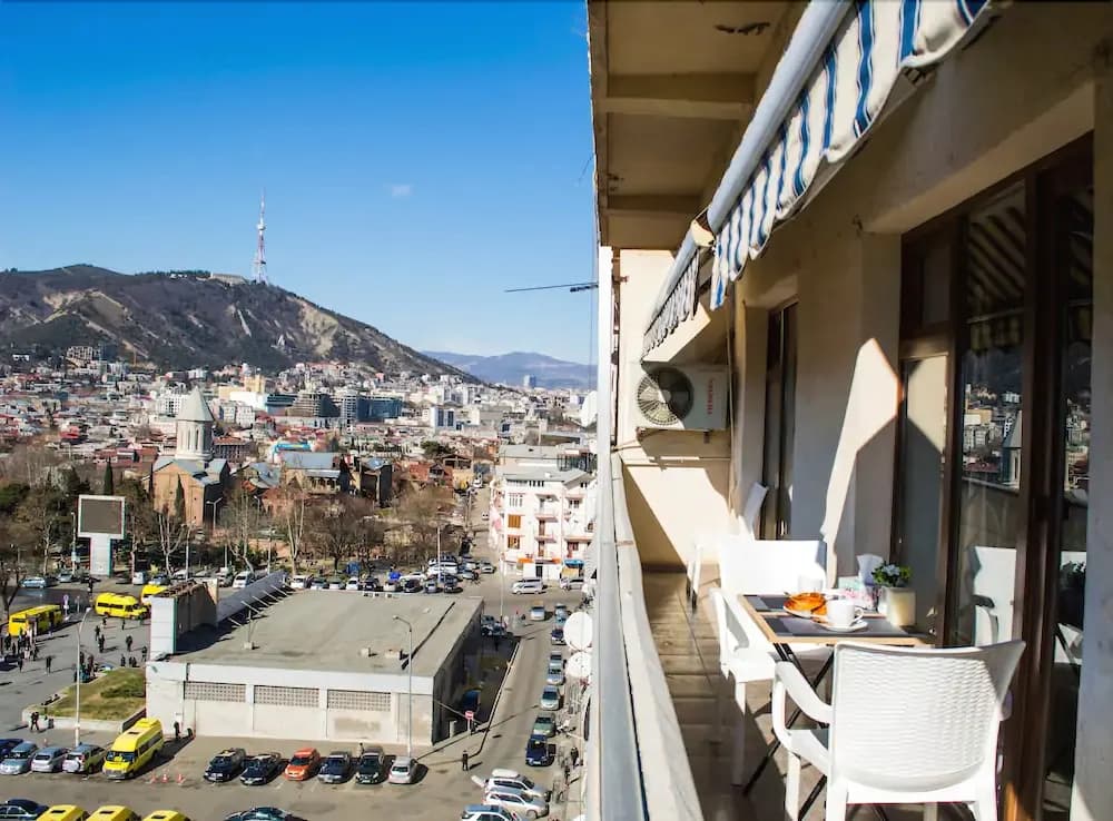 Avlabari City View Apartment - photo 14