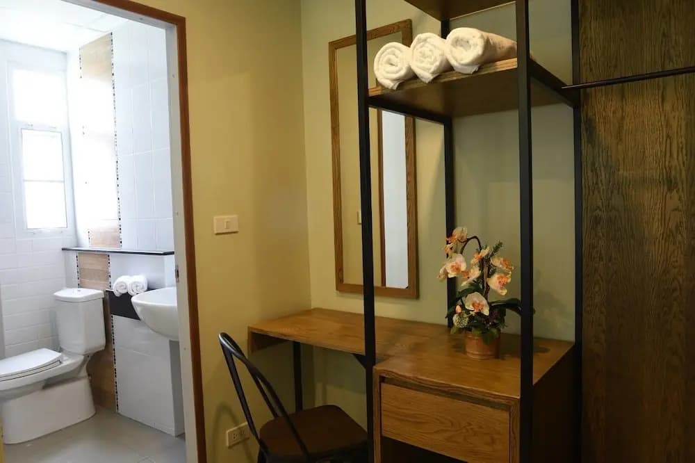 Home Inn Hotel - photo 10