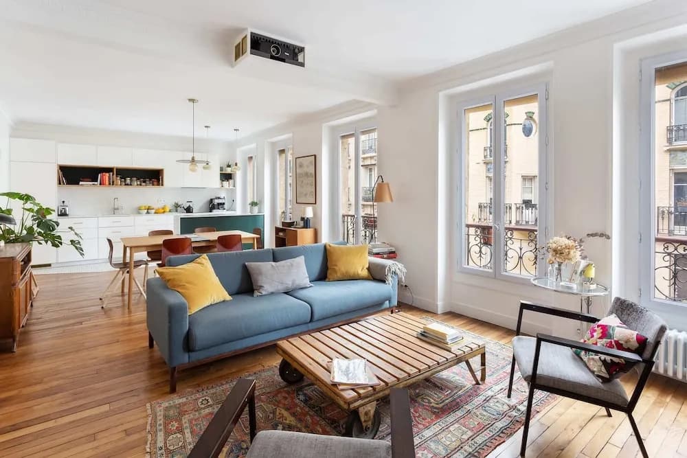 Bright Apartment in the Heart of Paris - photo 3