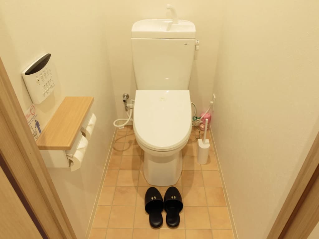 J-Hoppers Osaka Universal - Hostel - photo 8