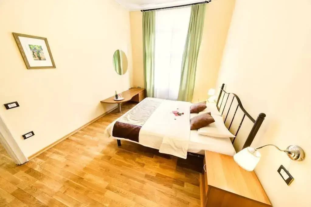 Hotel La Madeleine - photo 6
