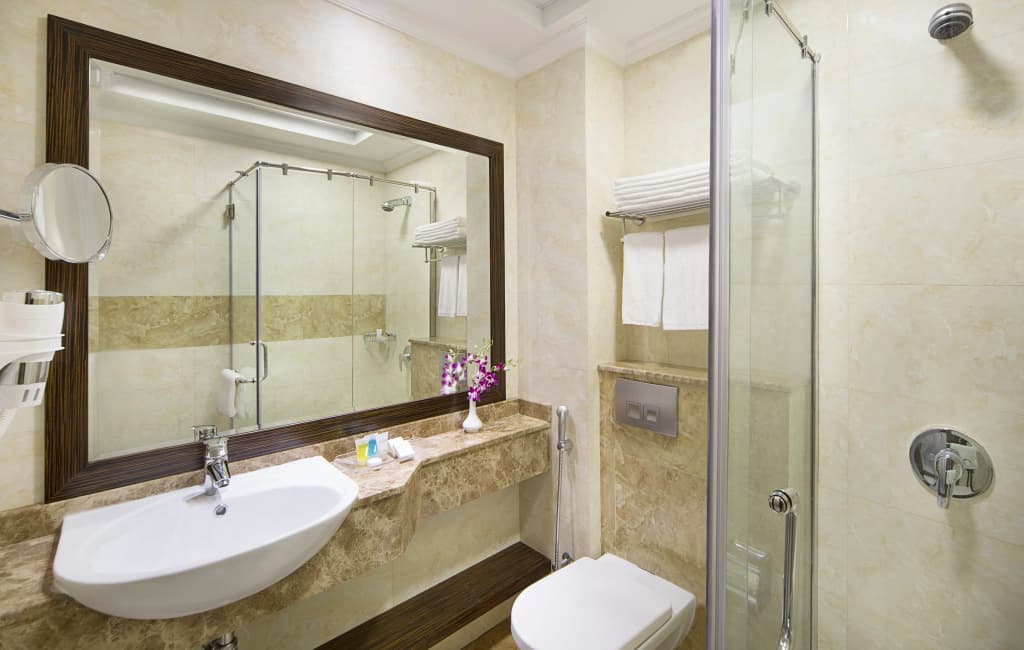 Gateway Hotel - photo 8
