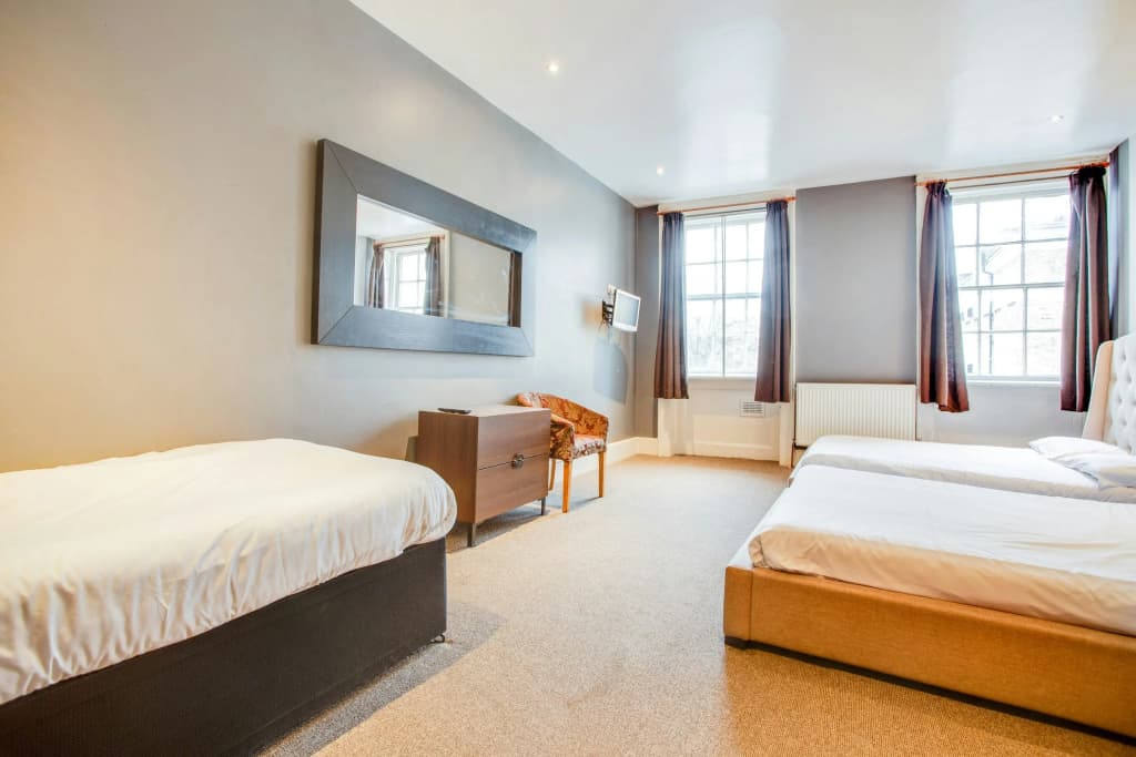 Somerset Hotel Baker Street London - photo 3