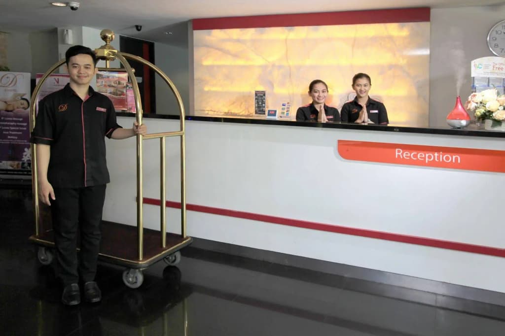 D'Hotel Jakarta - photo 23