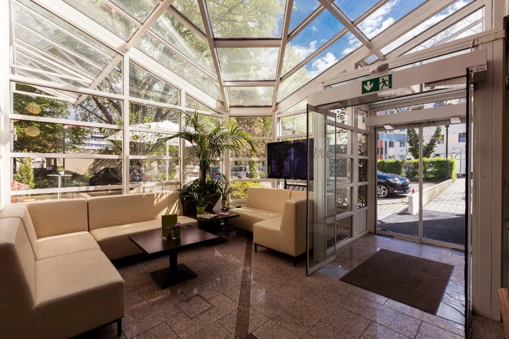 SensCity Hotel Berlin Spandau - photo 10