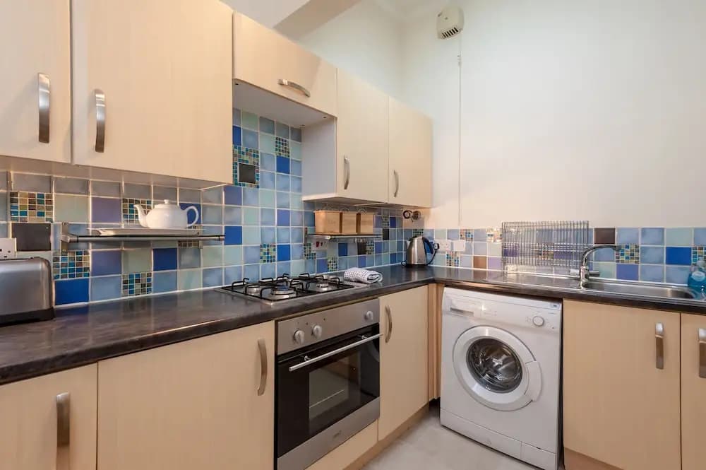 Edinburgh Rossie Apartment - photo 10