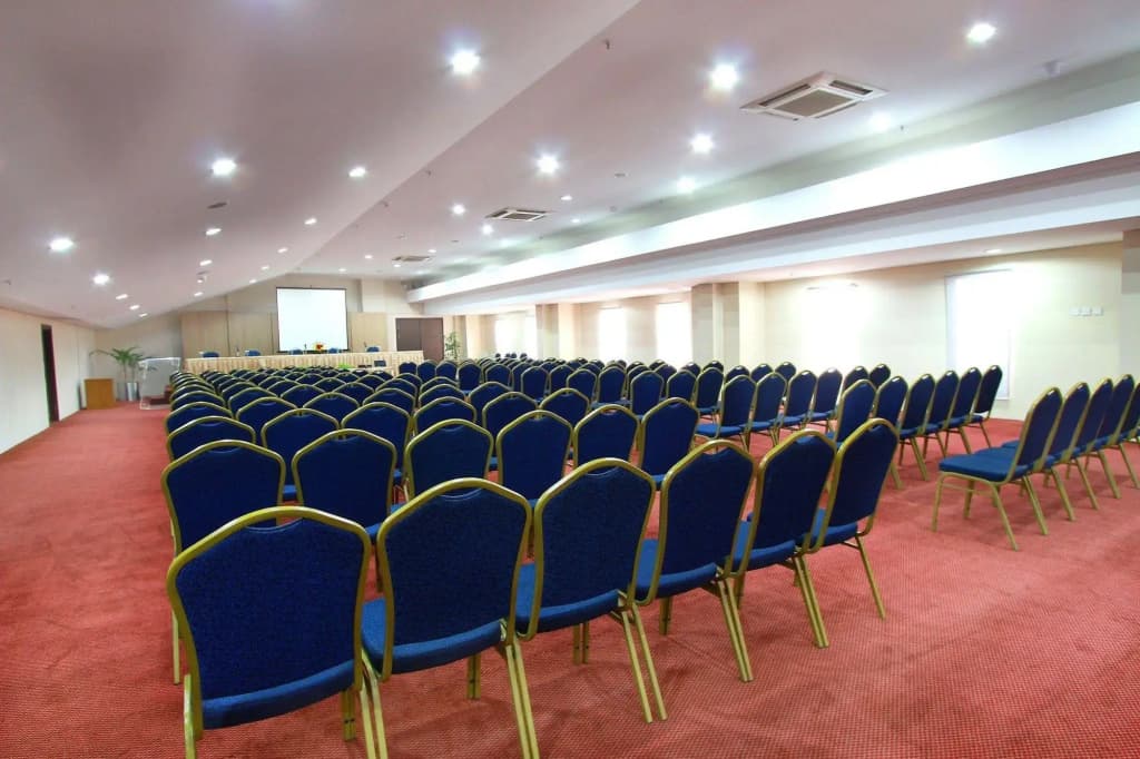 Capital O 203 Prasada Mansion Sudirman - photo 21