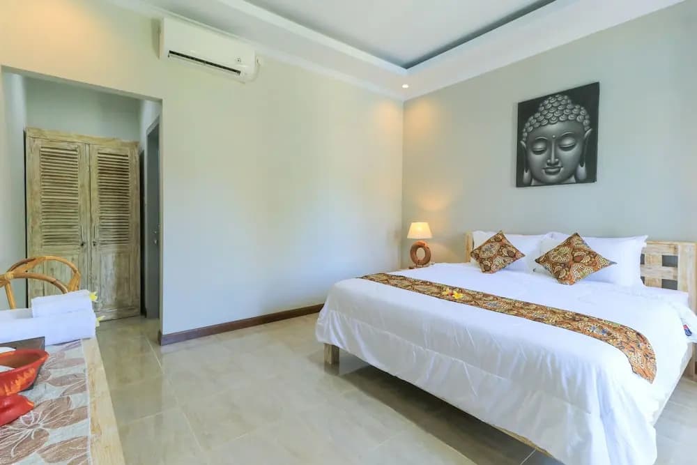 D Anyar Stay and Surf - photo 4