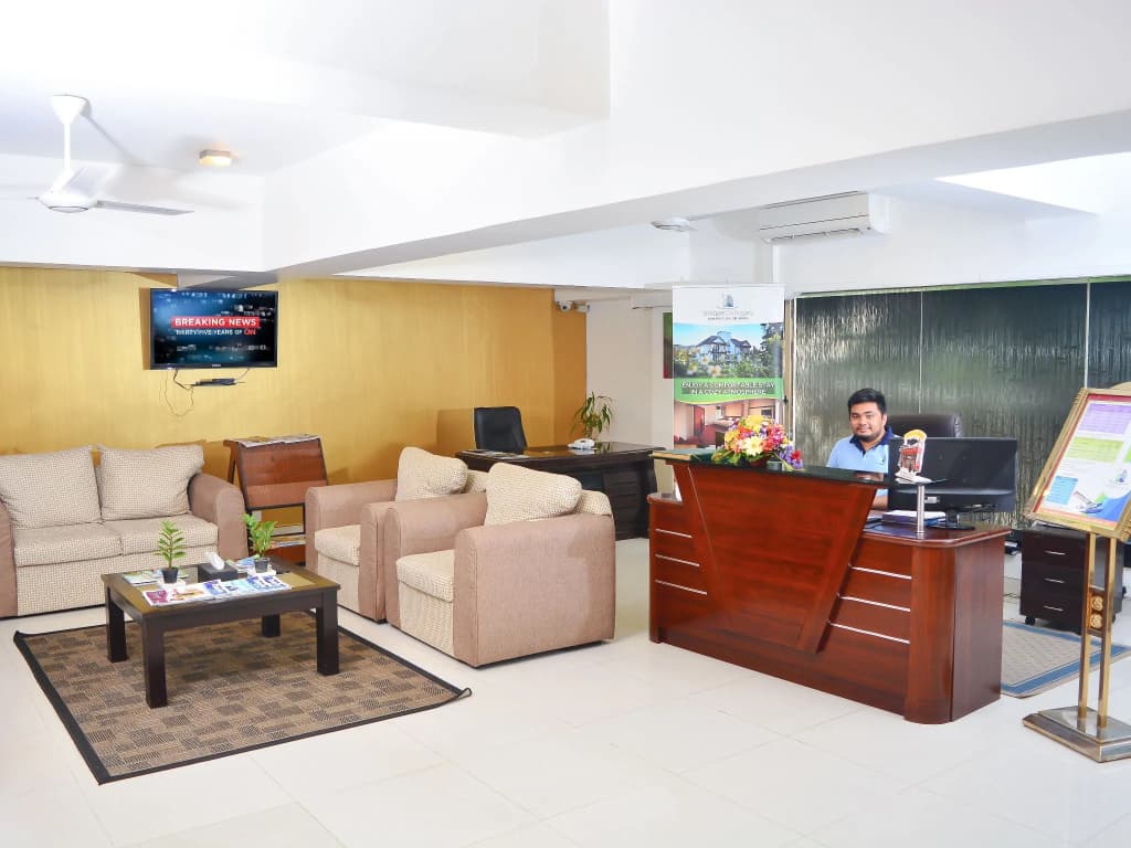 Unique Towers Luxury Boutique Suites - photo 23