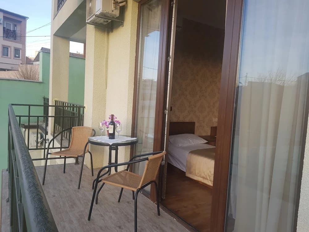 Gold Line Hotel - photo 7