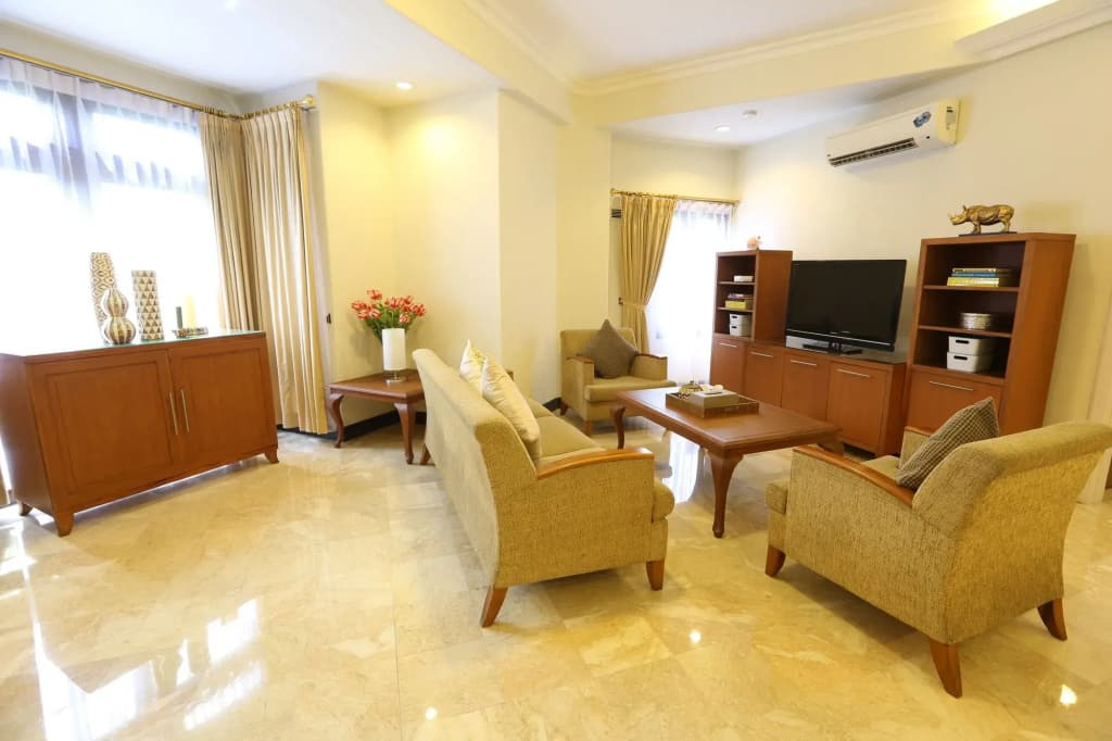 Aditya Mansions Apartment - photo 3