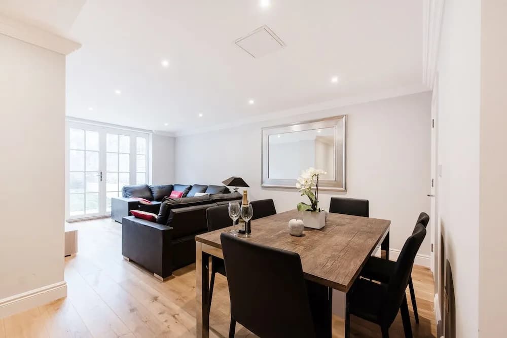 No 15 Luxury New Duplex Apartment - photo 4