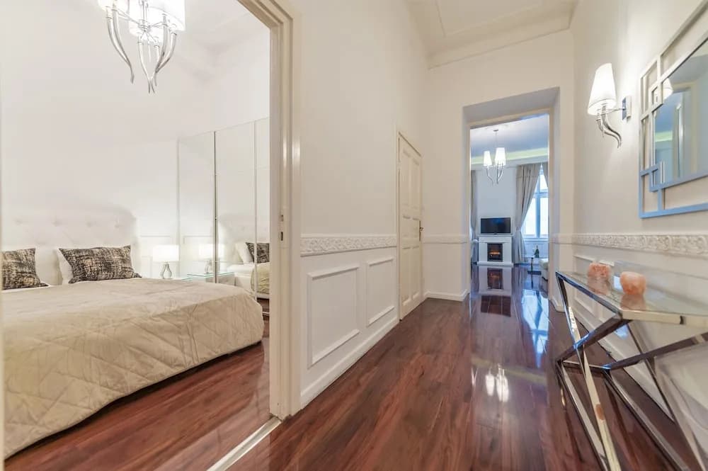 Music Academy Bedroom Suite Café Vian Apartman Kft - photo 4