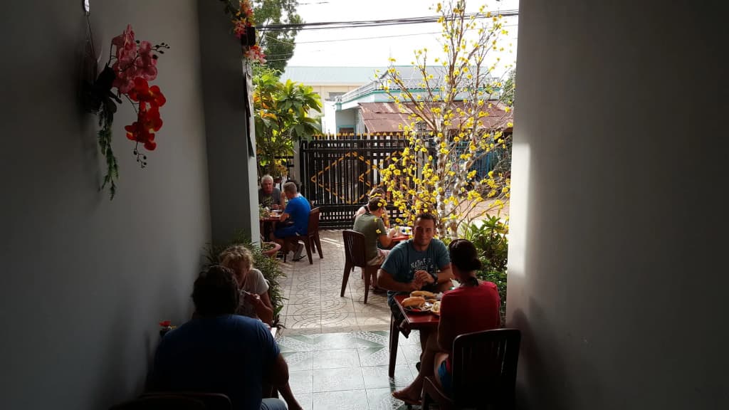 Lien Thong Hotel - photo 19