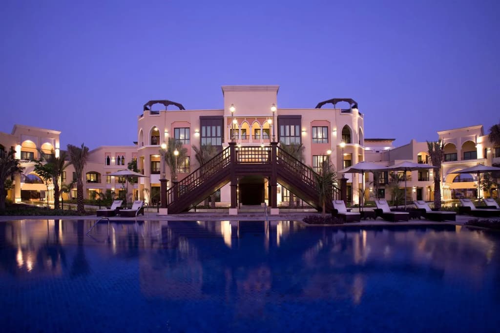 Shangri-La Hotel Apartments Qaryat Al Beri - photo 33