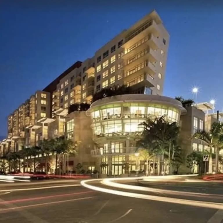 Midblock Miami - photo 1
