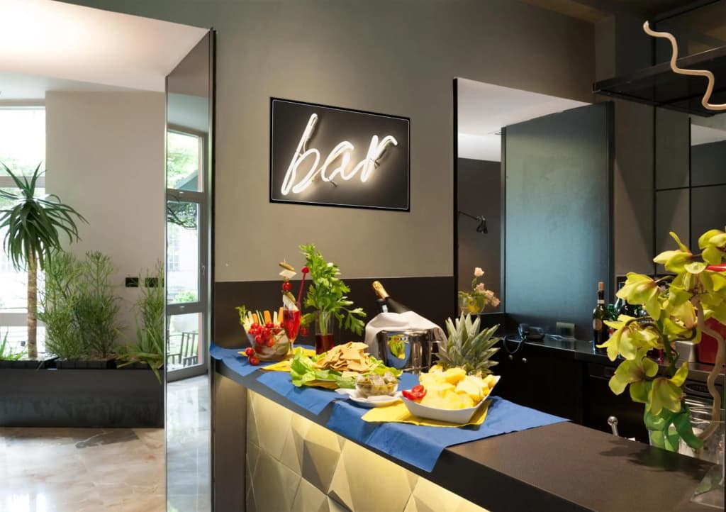 Hotel Lombardia - photo 39