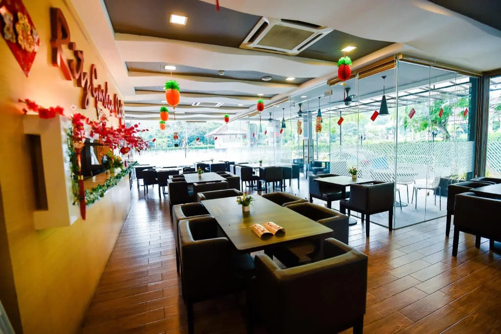 Lumut Suites - photo 20