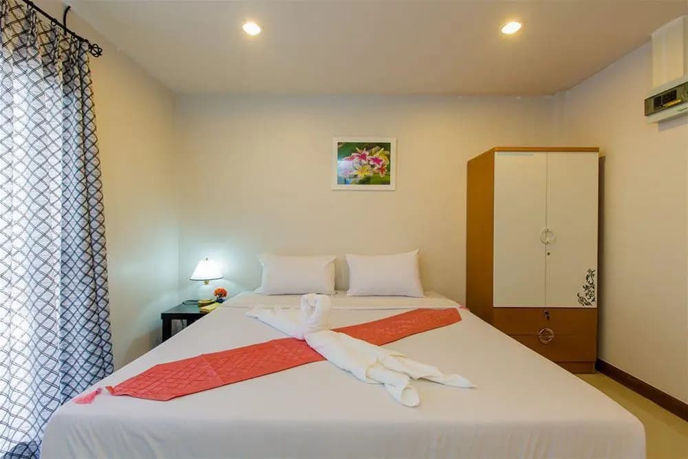 Eing Lay Beach Guesthouse - photo 6