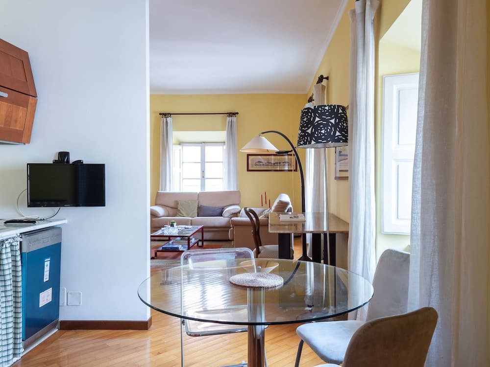 Porta Pia Elegant Two Bedroom - photo 12