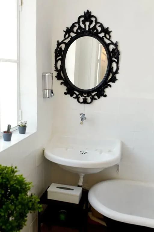 St. Ander's Guest House - photo 9