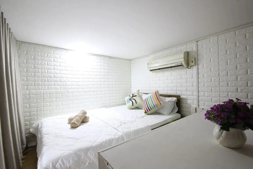 Smiley Apartment 13 - Adults Only - photo 19