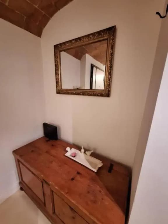 Cozy & Charming Florentine Hideaway - photo 13