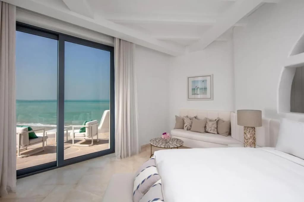 Anantara Retreat Santorini Abu Dhabi - Adults Only - photo 7