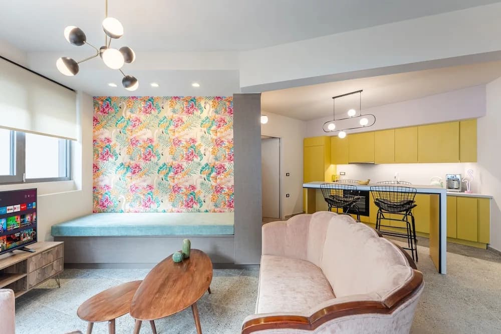 Acropolis Pop Art Apartment - photo 13