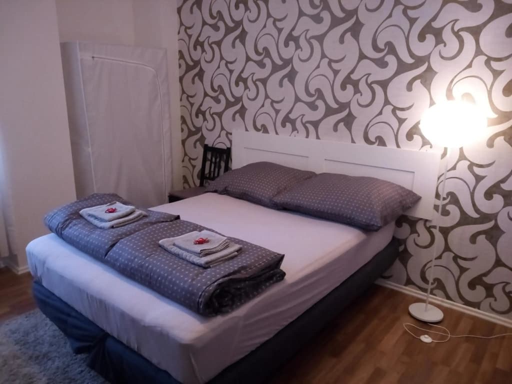 Gallys Apartments - photo 2