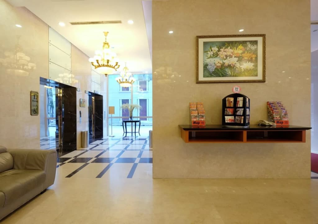 Orchid Hotel - photo 16