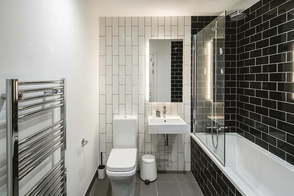 Stunning 3-bed Apartment in London - photo 10