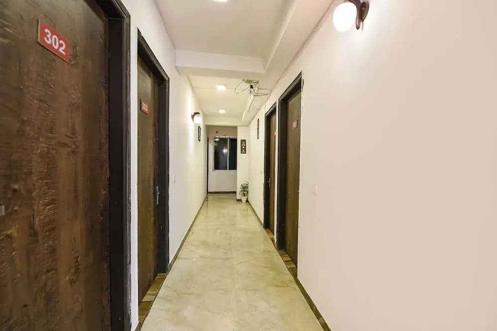 Fabhotel Blu Lagoon Inn - photo 8