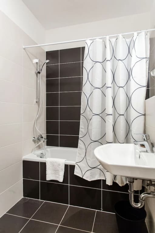 Corvin 4 Apartment - photo 8