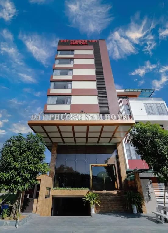 Dat Phuong Nam Hotel - photo 1